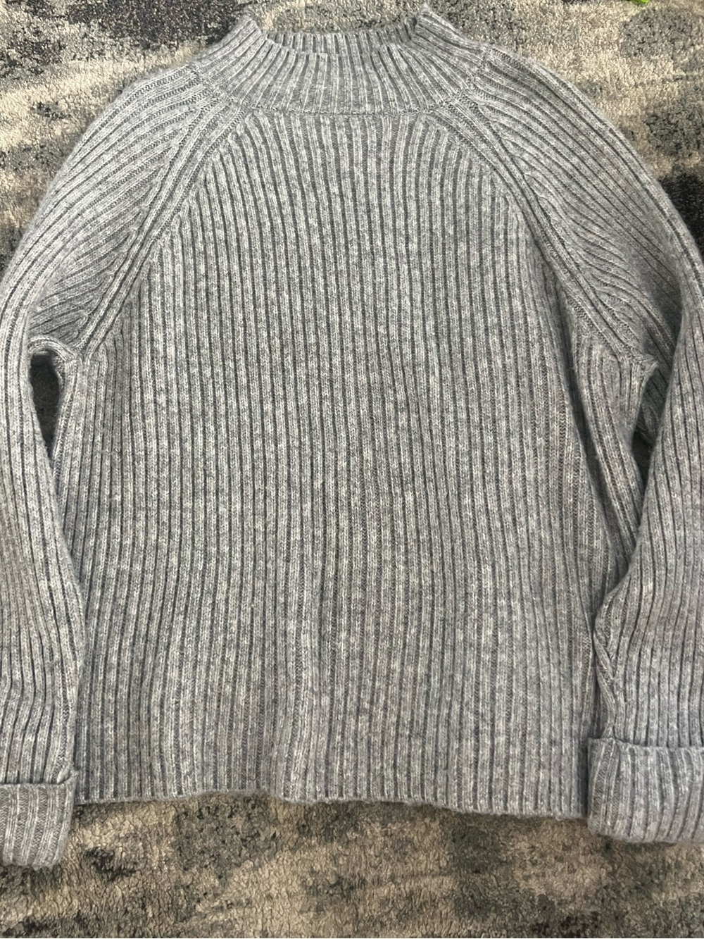 Time and Tru Men's Gray Ribbed Crewneck Sweater